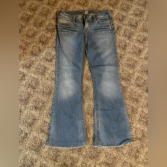 Silvers - Picture 1 of 4